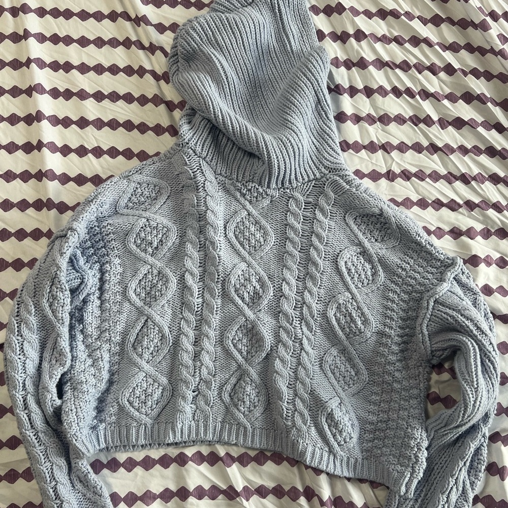 Aeropostale V-Neck Cable Knit Sweater - Light Gray - Picture 4 of 5